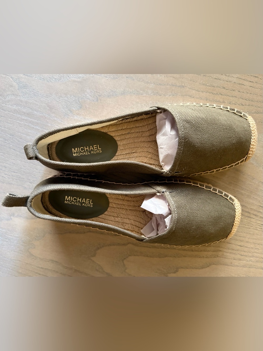 Michael Kors Espadrille Slip-On – Size 8 - Picture 6 of 7
